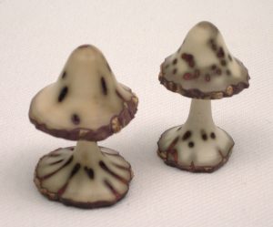 Thika pod toadstools turned by Paul Hannaby Creative Woodturning